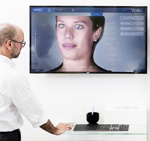 Occhiale realizzato con approccio “vision-centric” Occhiale realizzato con approccio “vision-centric”